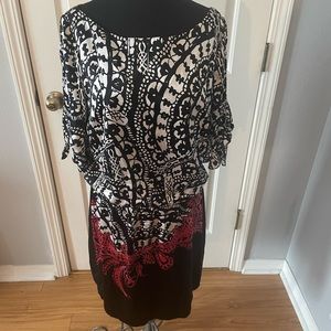 White House Black Market Silk Black White Dress with Graphic Design Size Large